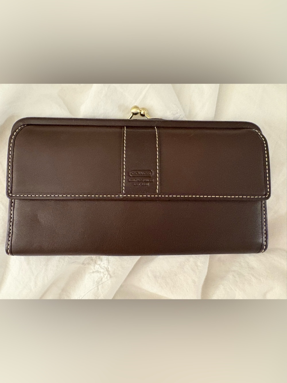 Vintage Rare Coach Brown Leather Wallet with Kiss-Lock Closure